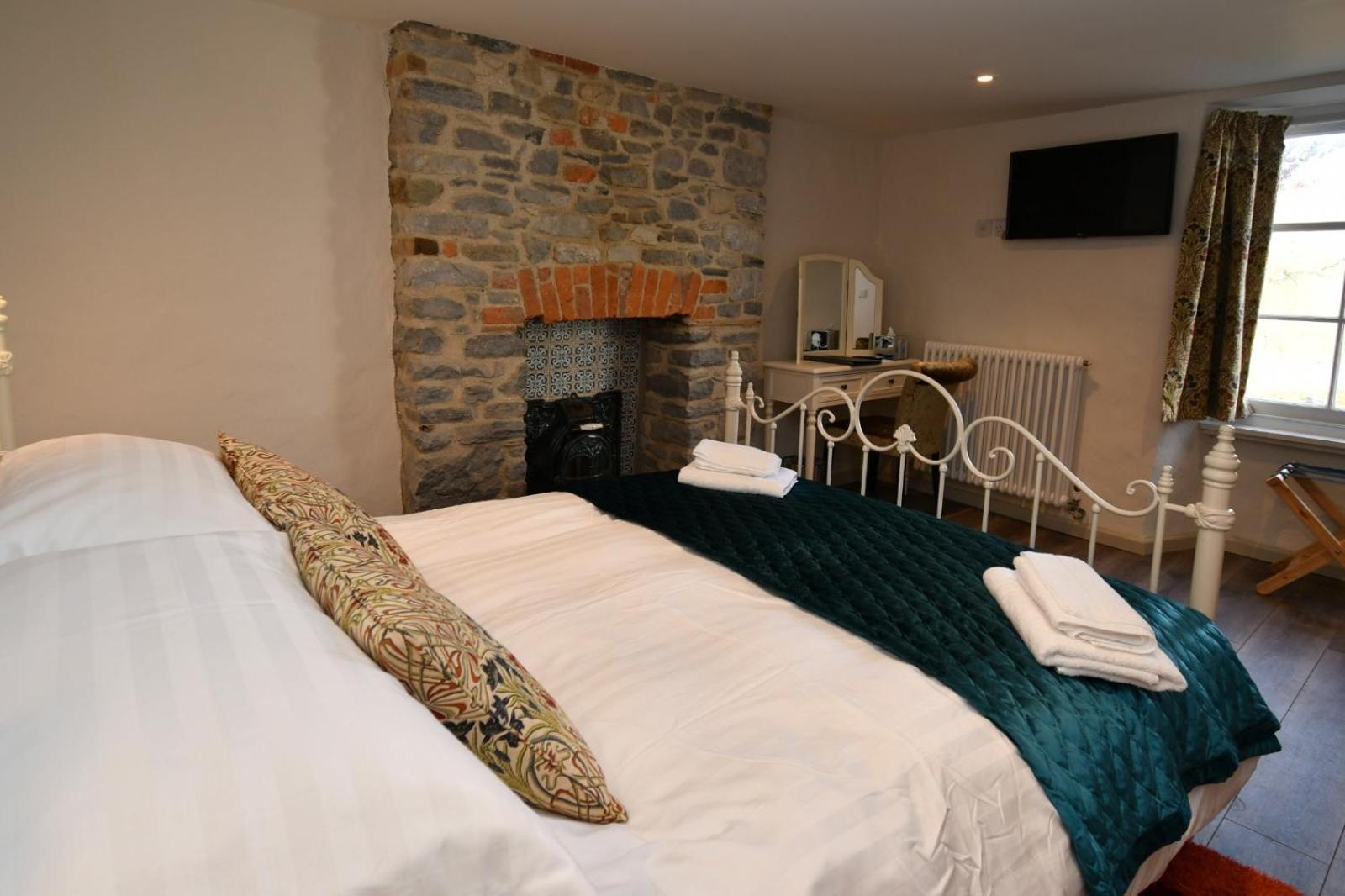 Carew Inn Esterno foto