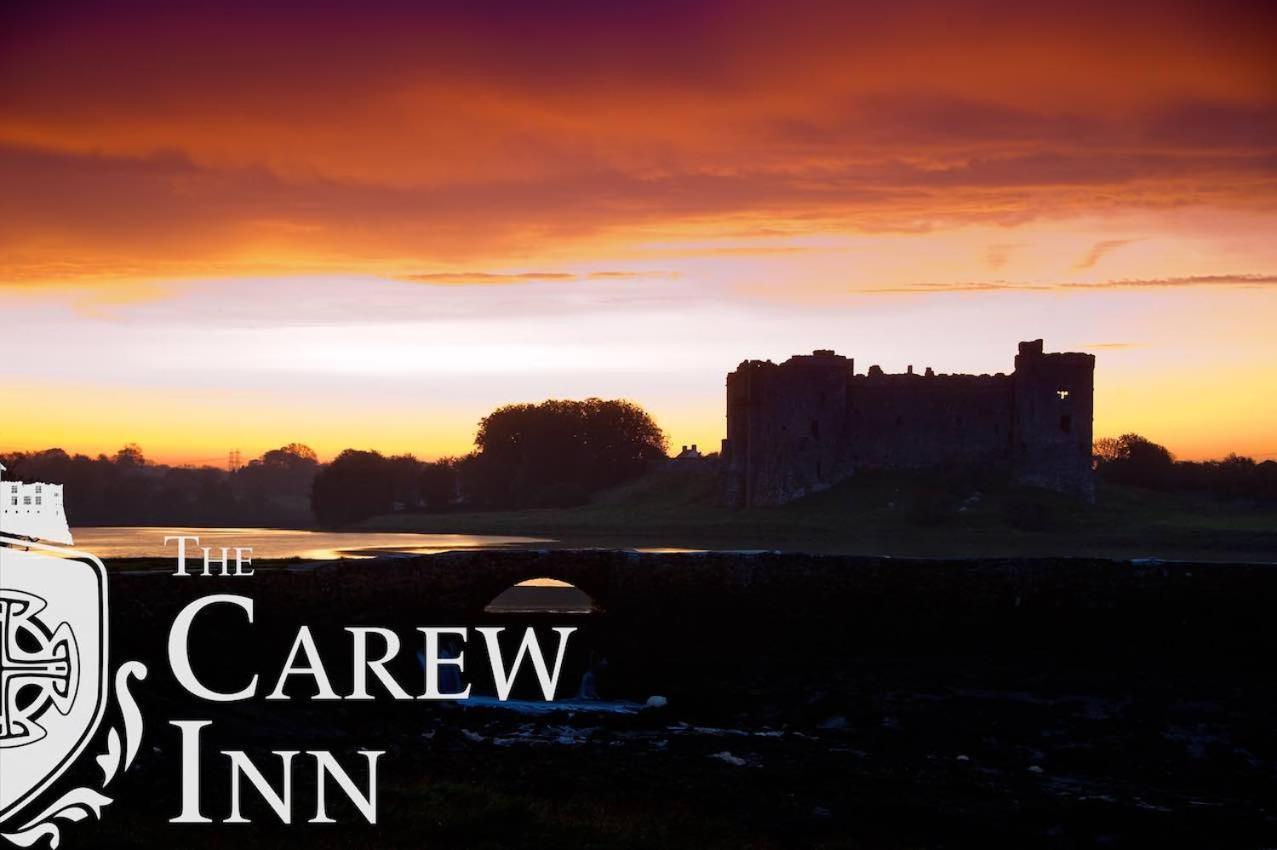 Carew Inn Esterno foto